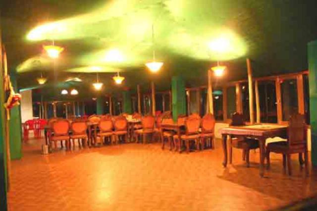 Oyo 43476 Vatika Resort Shimla Buitenkant foto